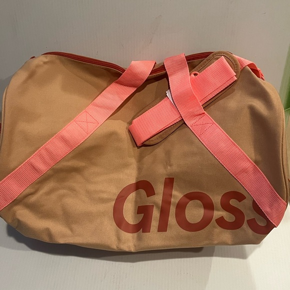 Glossier Duffle Beauty Bag Tote Medium Brown Pink Desert Rose Zip Canvas NEW !!! - Picture 1 of 2